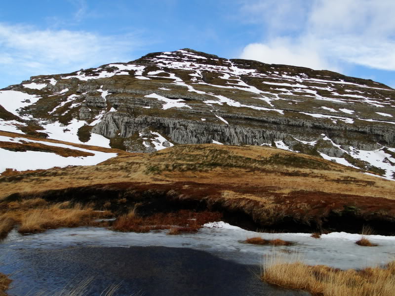 Castro Valnera 1.718m. Peña Negra 1.509m. y Cubada Grande 1.605m. DSC07001