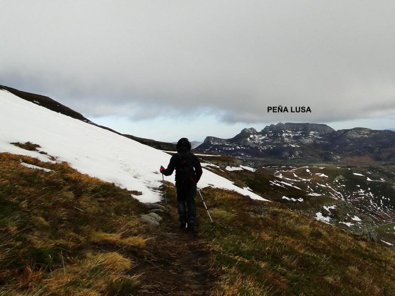 Castro Valnera 1.718m. Peña Negra 1.509m. y Cubada Grande 1.605m. DSC07026