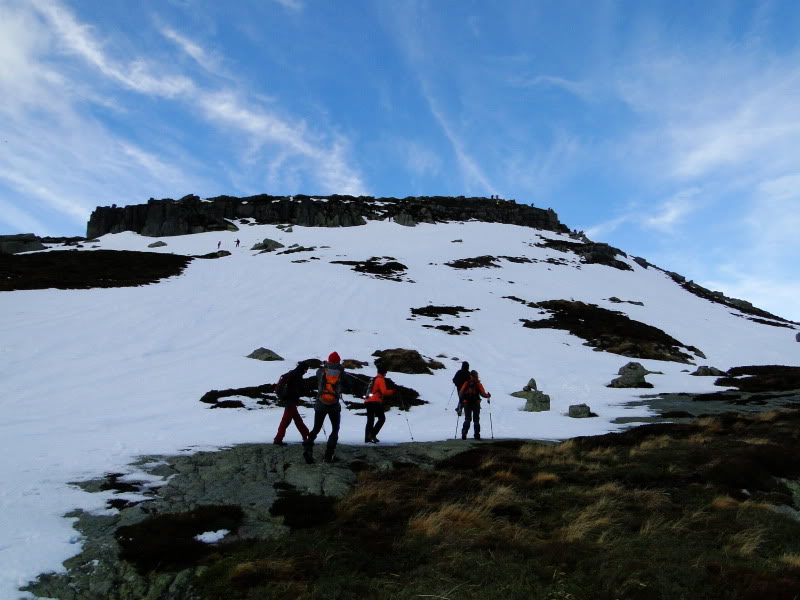 Castro Valnera 1.718m. Peña Negra 1.509m. y Cubada Grande 1.605m. DSC07042