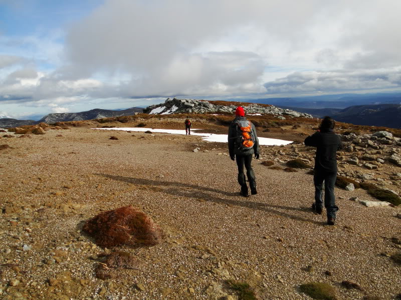 Castro Valnera 1.718m. Peña Negra 1.509m. y Cubada Grande 1.605m. DSC07108