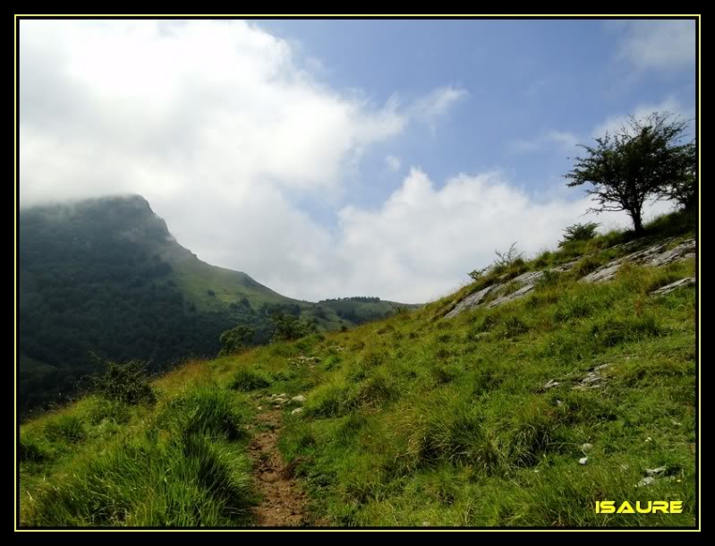 Ascensión al Ernio 1.075m. DSC02689