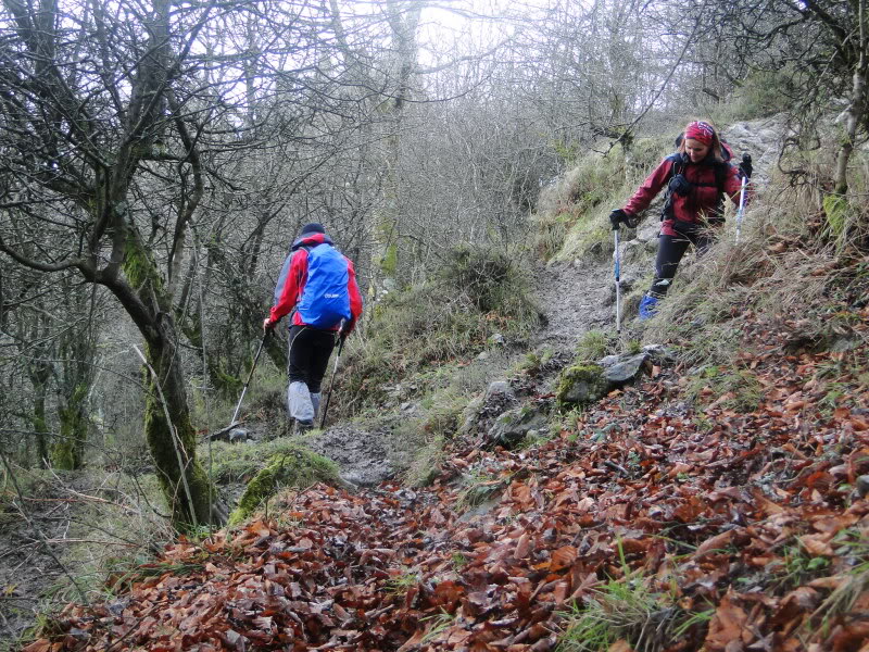 Ascensión al Gorbea 1.481m. y Aldamin 1.375m. desde Saldropo GORBEACONKEDUCC171