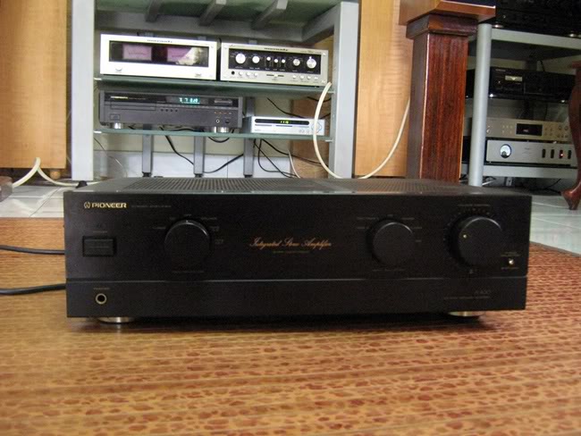 Pioneer A400 Integrated Amplifier ~SOLD~ 400-2