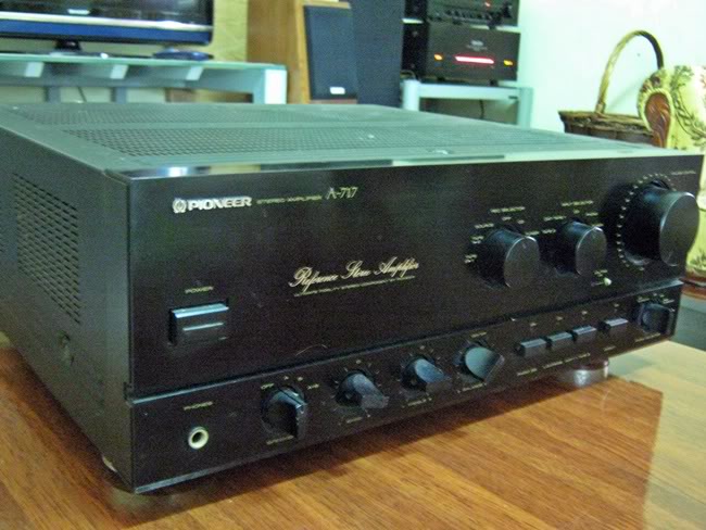 Pioneer A-717 "Reference Series Amplifier" IMG_2189