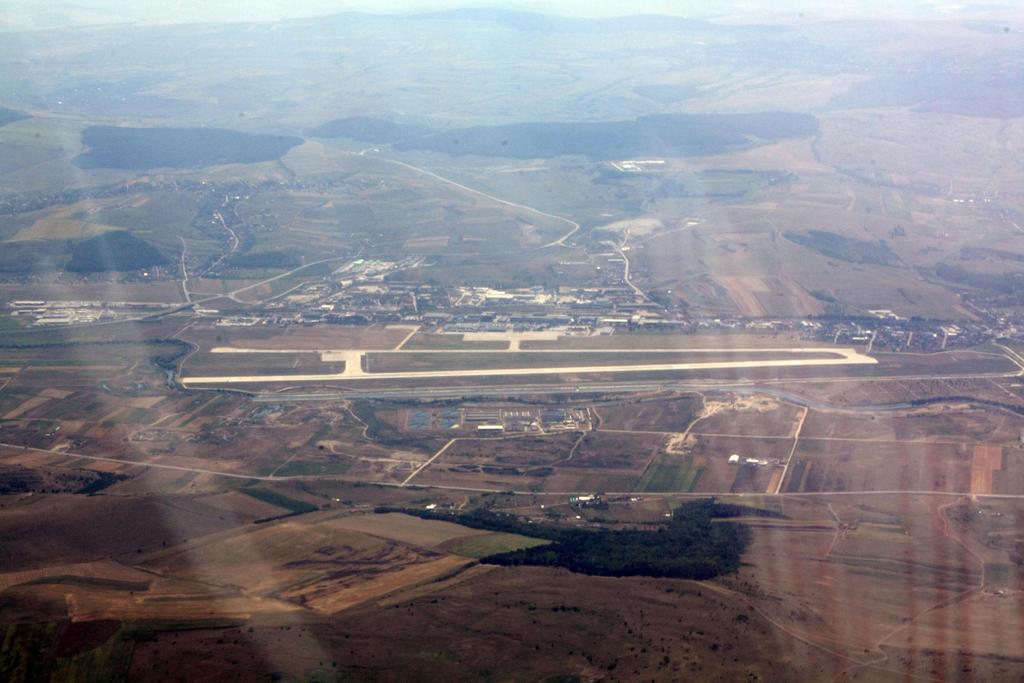 Aeroportul Cluj Napoca - August 2015   IMG_8904