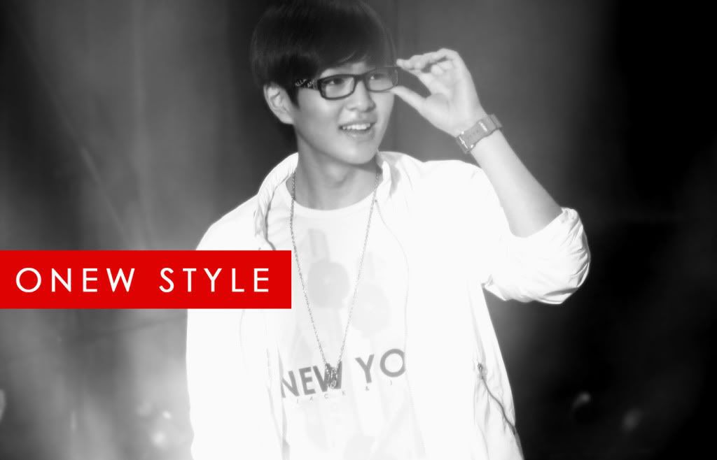 [Exclusiva Onew Smile] Onew Usando Lentes @recording star golden bell 2ep7hbr