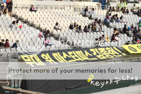 091010 SHINee dream team banners 2tmd