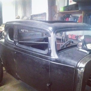 '32 Chevy Coupe gets a haircut... 10848347_1514276582176978_1104347409_a