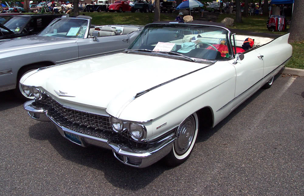 Cadillac, historia y evolución 1960CadillacConvertible