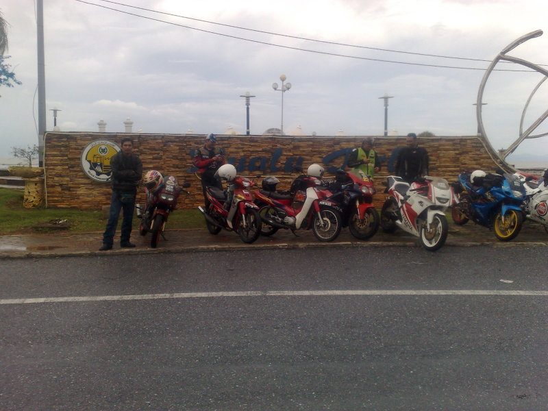 24 HOURS ENDURANCE RIDE 2012 : 125cc - 150cc category. - Page 2 071020122245