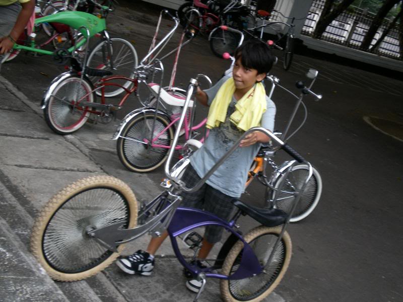 bogor terlewati.. bandung pun di kunjungi dan jalanan dimacetkan oleh sweet iron lowrider .. PICT1863