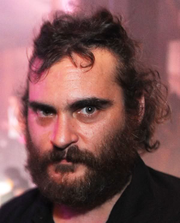 RECORDS ARE BETTER THAN PEOPLE - Page 10 Joaquin_phoenix_beard