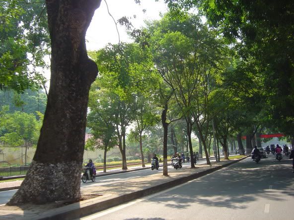 "Lên lập nghiệp tại Hà Nội" Hanoi2005-dth1