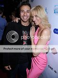 [Pictures] Howie @ Debbie Gibson Event, Hollywood, 04-28-2009 Th_1