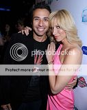 [04-28-2009]Howie@Debbie Gibson Event, Hollywood Th_2