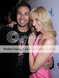 [04-28-2009]Howie@Debbie Gibson Event, Hollywood Th_5