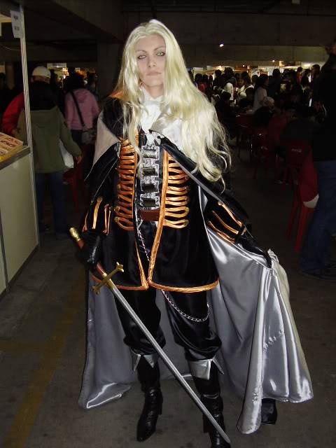 Cosplay - Página 3 Castlevania-Alucard