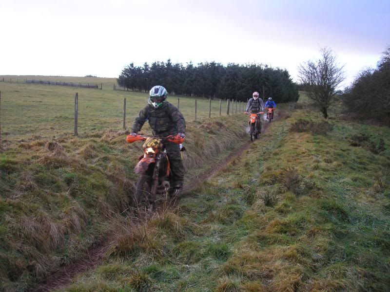 few pics from pembrokes ride today 011
