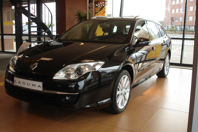 [Renault] Laguna III - Page 2 DSC00092