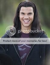 Taylor Lautner aka Jacob Black Twilght-movie-004-240x312