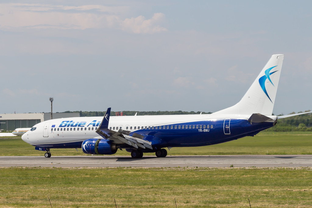 Aeroportul Bucuresti - Henri Coanda / Otopeni (OTP / LROP) - Mai 2017 IMG_9676_zpsns3mexwv