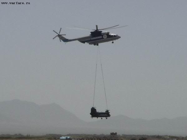 هل يوجد فى الصناعة الروسية طائرة مثل الشينوك ؟  Mi26Chinook