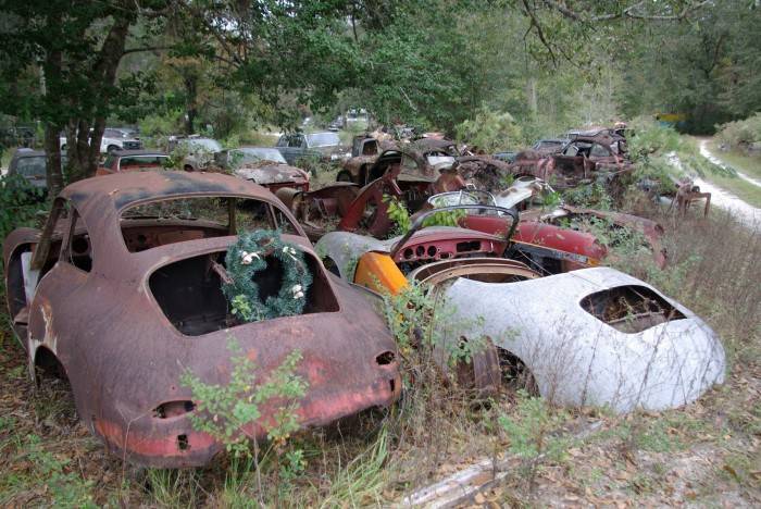 Porsche graveyard - é de chorar...  IMGP1355-700x468_zpsdf5e5a66