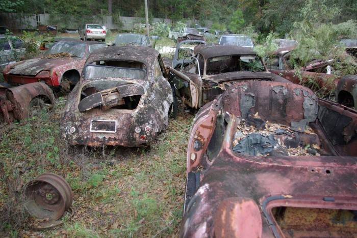 Porsche graveyard - é de chorar...  IMGP1356-700x468_zpsb06aa431