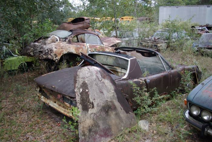 Porsche graveyard - é de chorar...  IMGP1371-700x468_zps00c2bf84