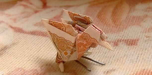 ***Nghệ thuật xếp tiền giấy Origami trên tờ 200 và 500 đồng, cool ^^*** User576192_pic112316_1219331214