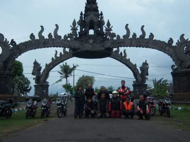 Narsis Poto Touring 18463_1106355438938_1828355682_2190