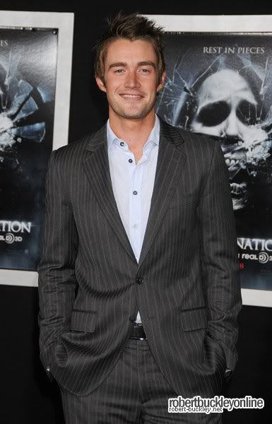 Robert Buckley - Clay 010-1