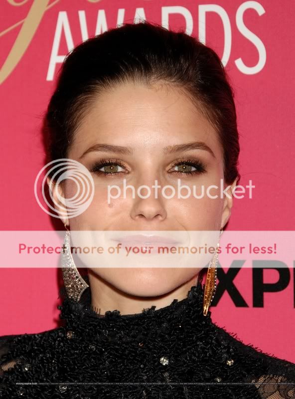 Fotos, Vídeos e Aparições Públicas - Sophia Bush (Brooke Davis) - Página 4 031-1