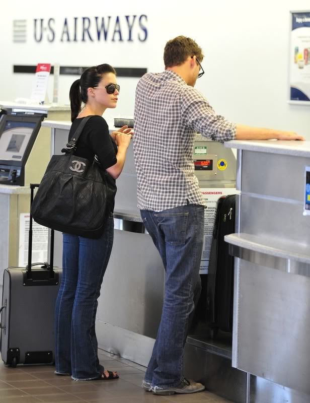 Sophia Bush & Austin Nichols 09080506