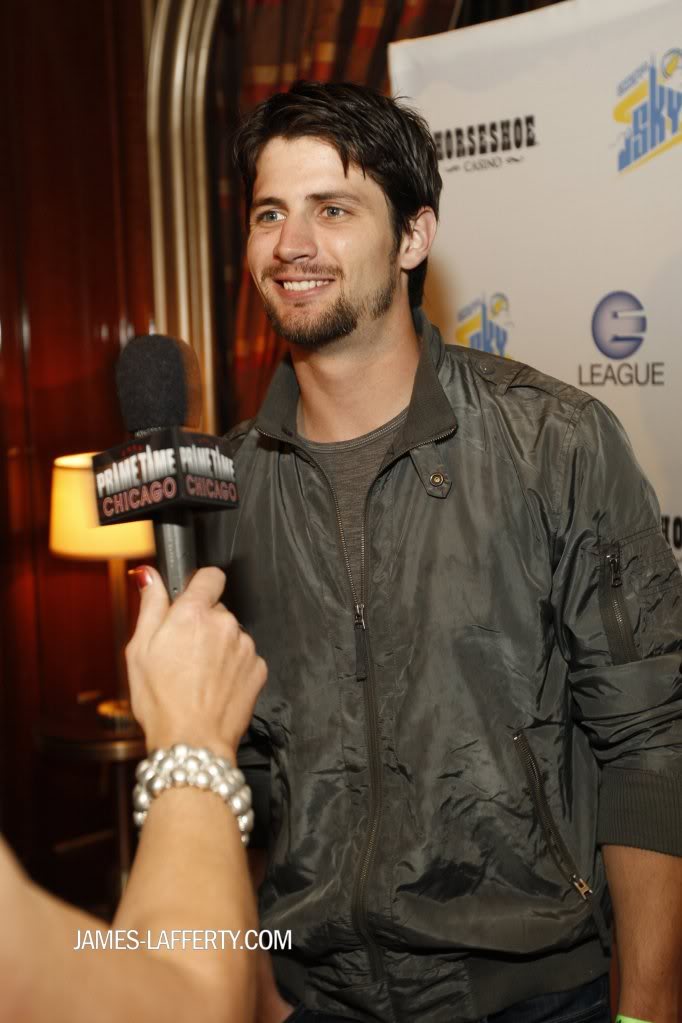 Fotos, Informações e Apariçoes - James Lafferty 10