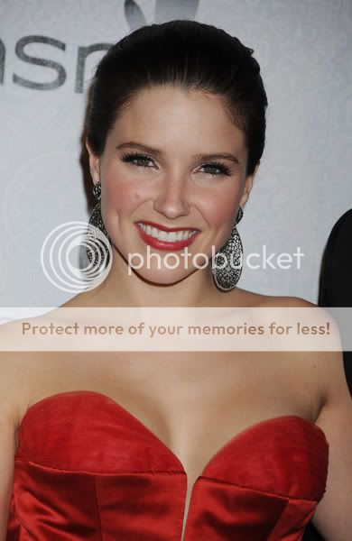 Fotos, Vídeos e Aparições Públicas - Sophia Bush (Brooke Davis) - Página 4 17116126bennettaj117201083748PM