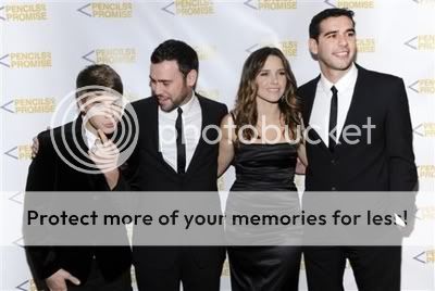 Fotos, Vídeos e Aparições Públicas - Sophia Bush (Brooke Davis) - Página 10 Normal_gala1