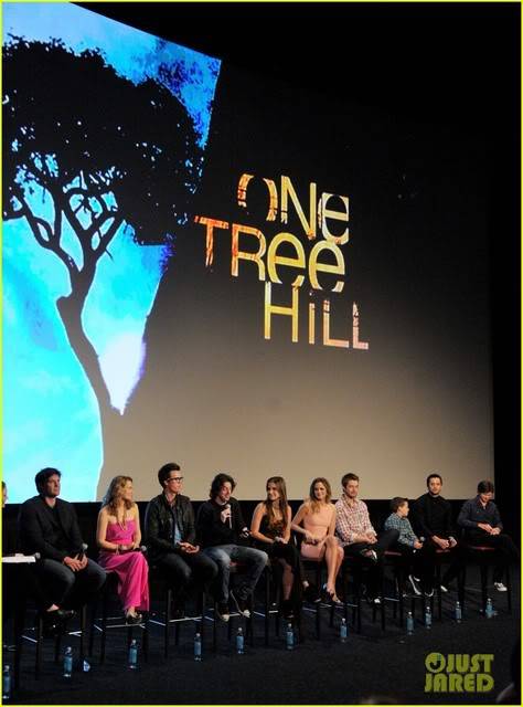 NOVIDADES SOBRE 9ª Temporada - Spoilers - Página 4 Sophia-bush-evening-one-tree-hill-03