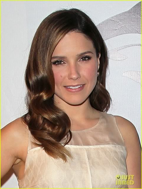 Fotos, Vídeos e Aparições Públicas - Sophia Bush (Brooke Davis) - Página 12 Sophia-bush-richard-obarry-04