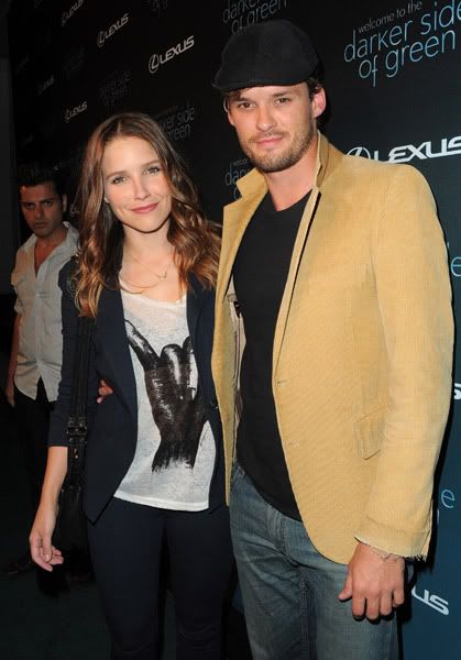 Sophia Bush & Austin Nichols - Página 2 61002247bennettaj79201020407PM