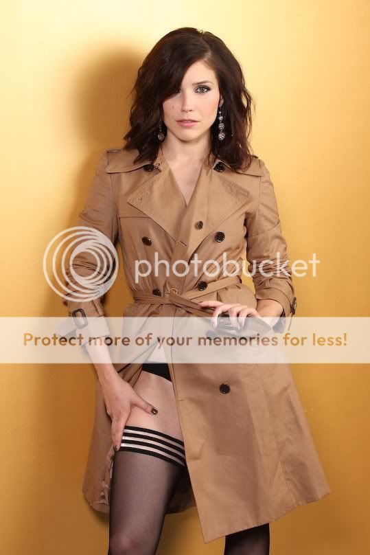 Fotos, Vídeos e Aparições Públicas - Sophia Bush (Brooke Davis) - Página 6 Enhk4