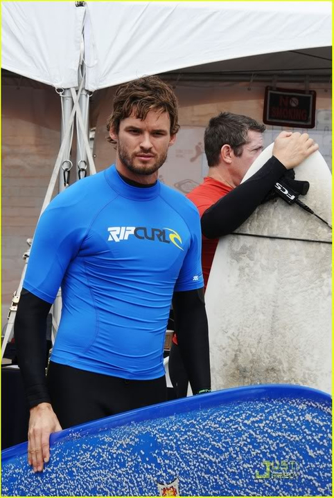 Austin Nichols - Julian Baker Nichols-surfrider-05