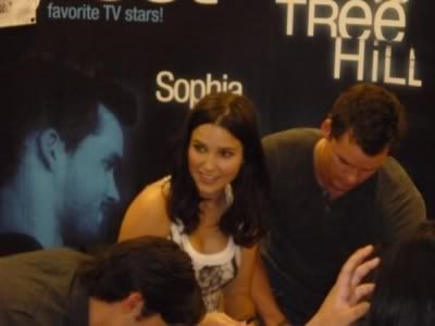 Sophia Bush & Austin Nichols Normal_13