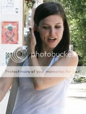 Fotos, Vídeos e Aparições Públicas - Sophia Bush (Brooke Davis) - Página 2 Normal_sbppz9pcsnc15
