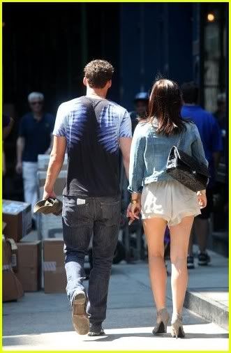 Sophia Bush & Austin Nichols Sophia-bush-austin-nichols-pop-y-1