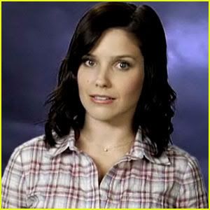 Fotos, Vídeos e Aparições Públicas - Sophia Bush (Brooke Davis) Sophia-bush-gaythering-storm