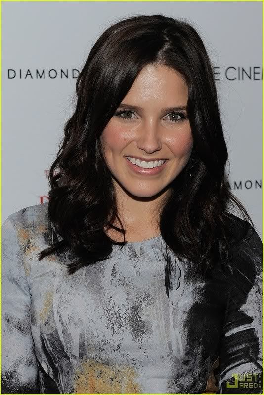 Fotos, Vídeos e Aparições Públicas - Sophia Bush (Brooke Davis) - Página 4 Sophia-bush-private-lives-pippa--4