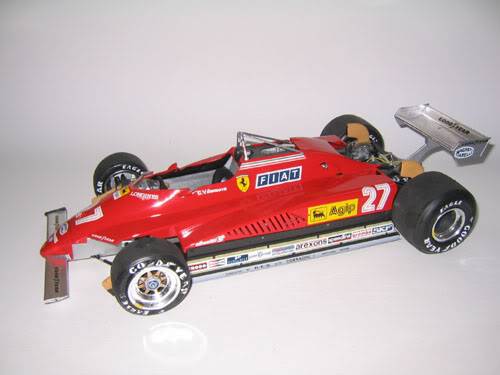 Plusieurs modéle Ferrari 1/12 52