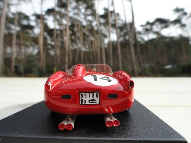 Ferrari 250 Testa Rossa 1/43 Le Phoenix Feramr014