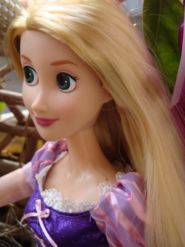 Disney Princesses Singing Dolls - Page 3